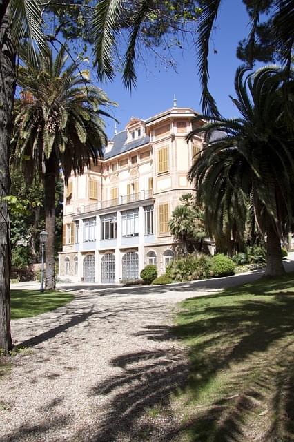 esterno della villa nobel